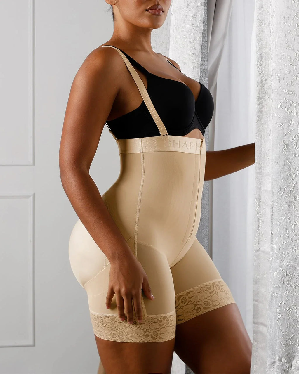 LiftLuxe AeroSlim Corrigerende short met stevige buikcompressie — TitanFlex™