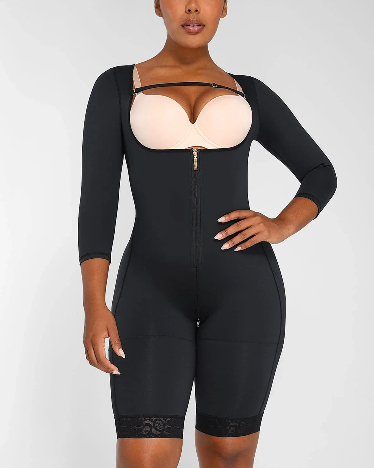 LiftLuxe AeroSlim Body z odkrytym biustem — TitanFlex™