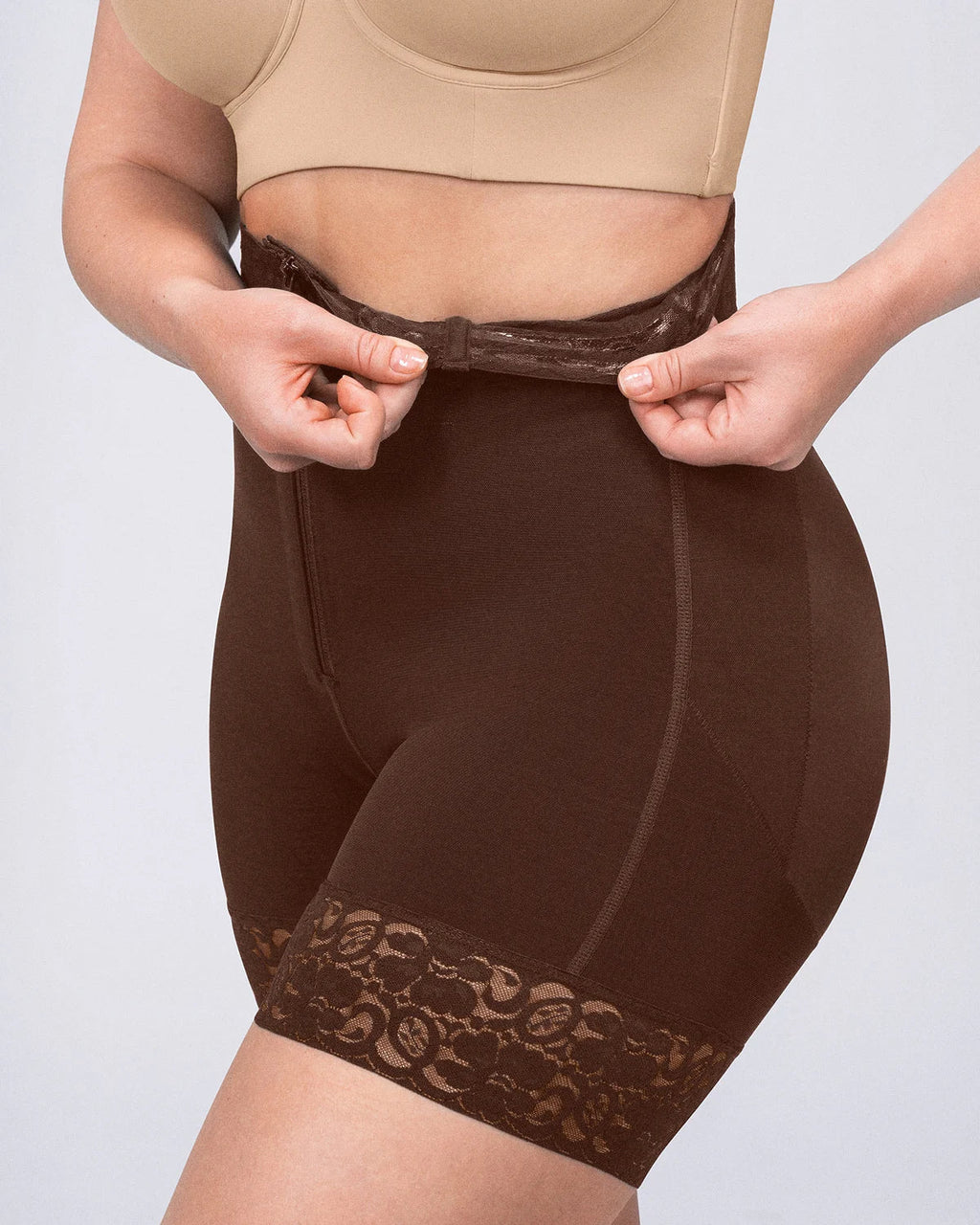 LiftLuxe AeroSlim Mid-Rise Steel Boned Butt-Lifting Short — TitanFlex™
