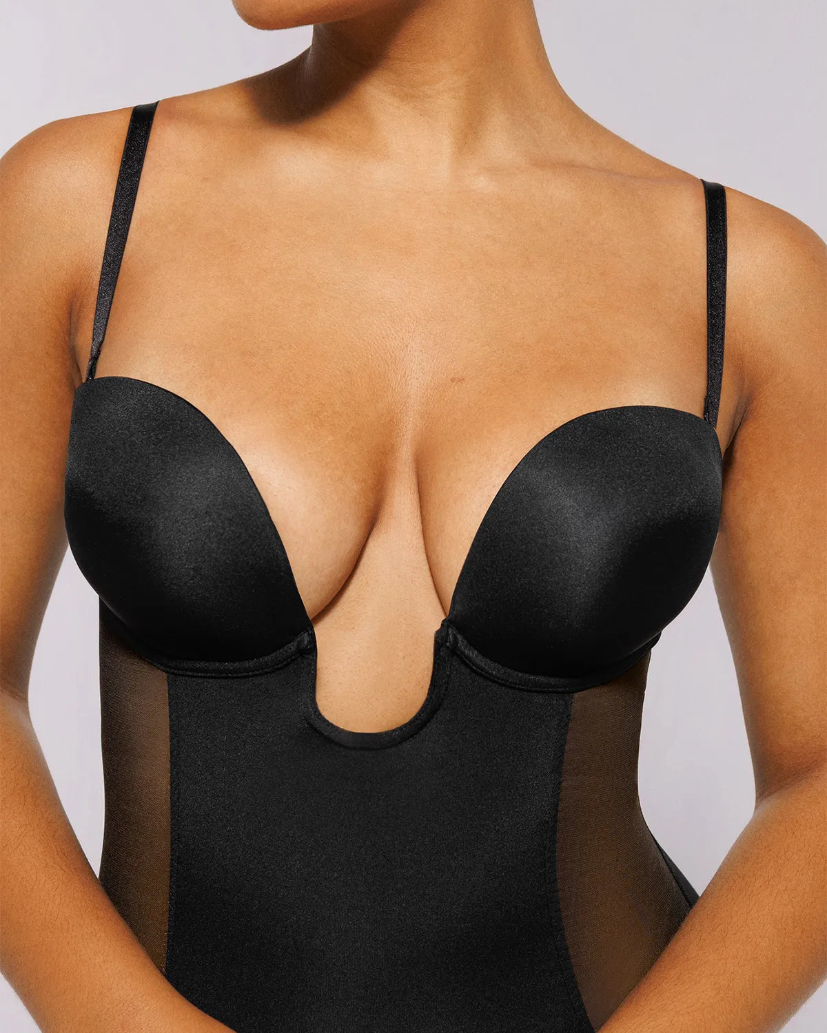 LiftLuxe FlexMesh Body mit tiefem Ausschnitt — CoreFlex™