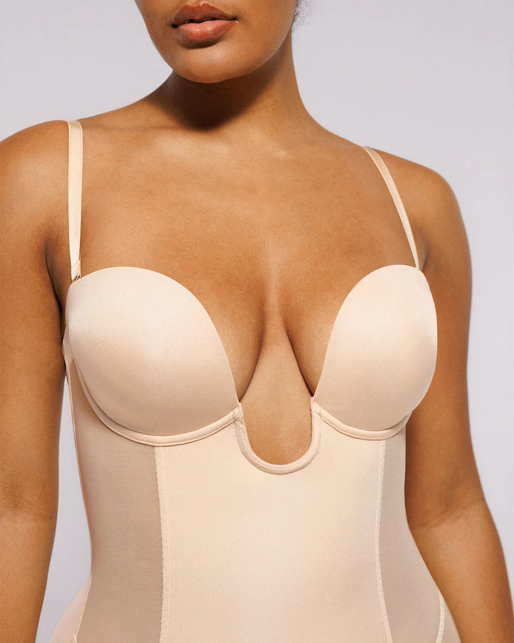 LiftLuxe FlexMesh Body mit tiefem Ausschnitt — CoreFlex™