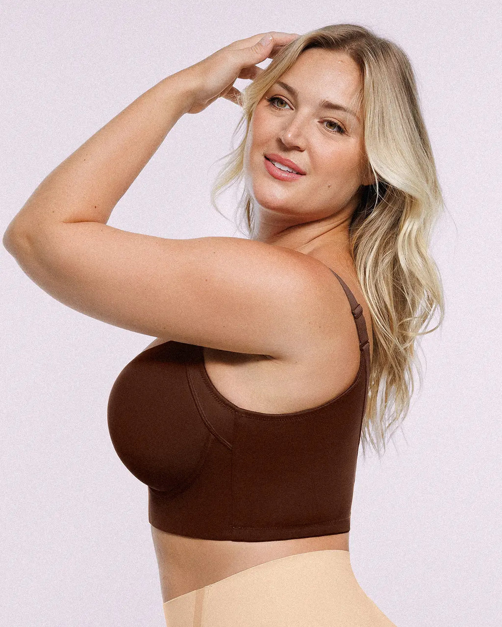 PureForm AeroSlim Sujetador push-up con aros y espalda lisa — TitanFlex™