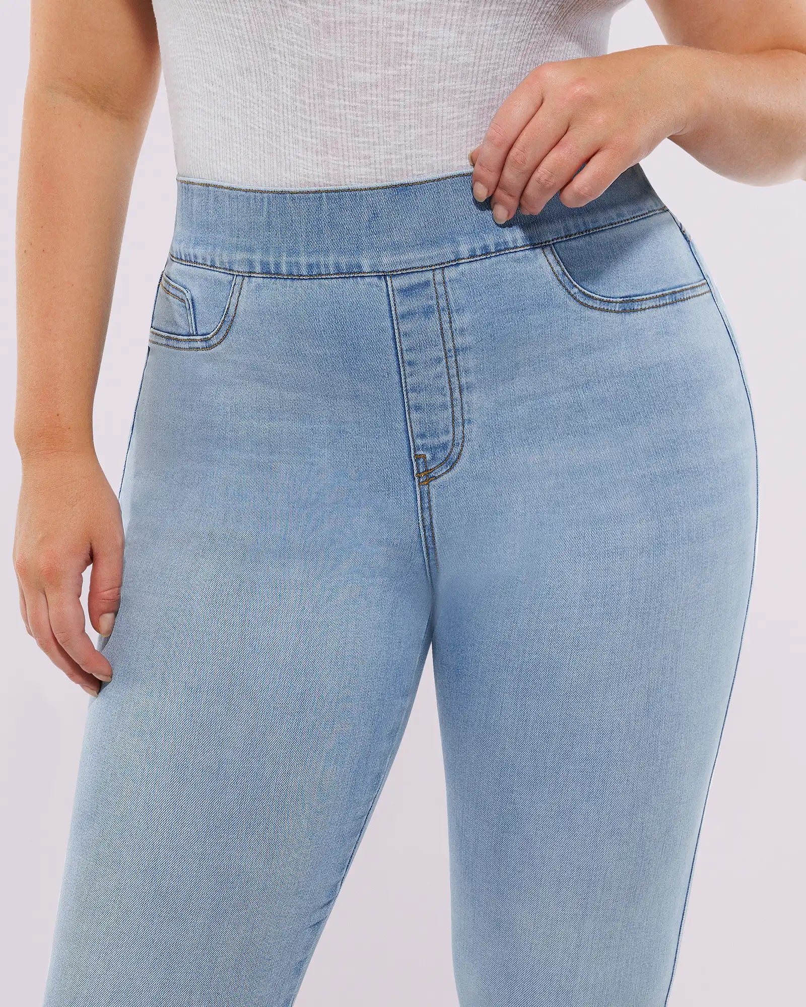PureForm AeroSlim High-Waist-Skinny-Jeans mit Hüft-Polstern — AiroFlex™