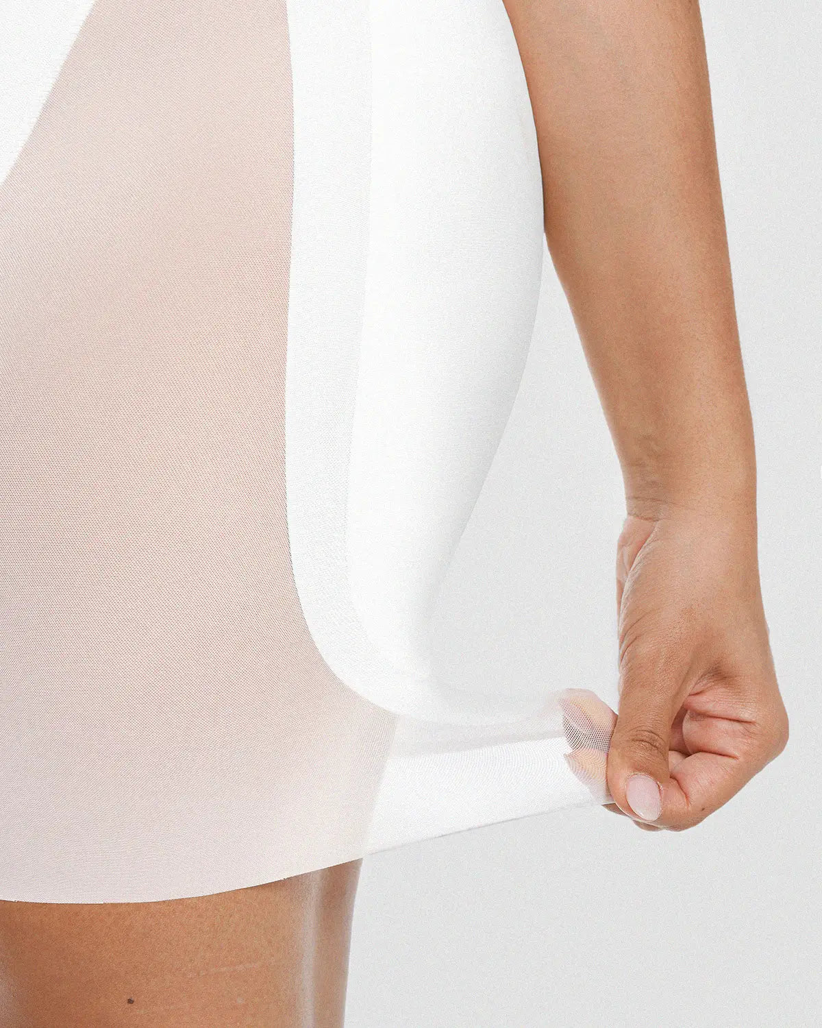 PureForm FlexMesh Shorts mit Hüft-Polstern — CoreFlex™