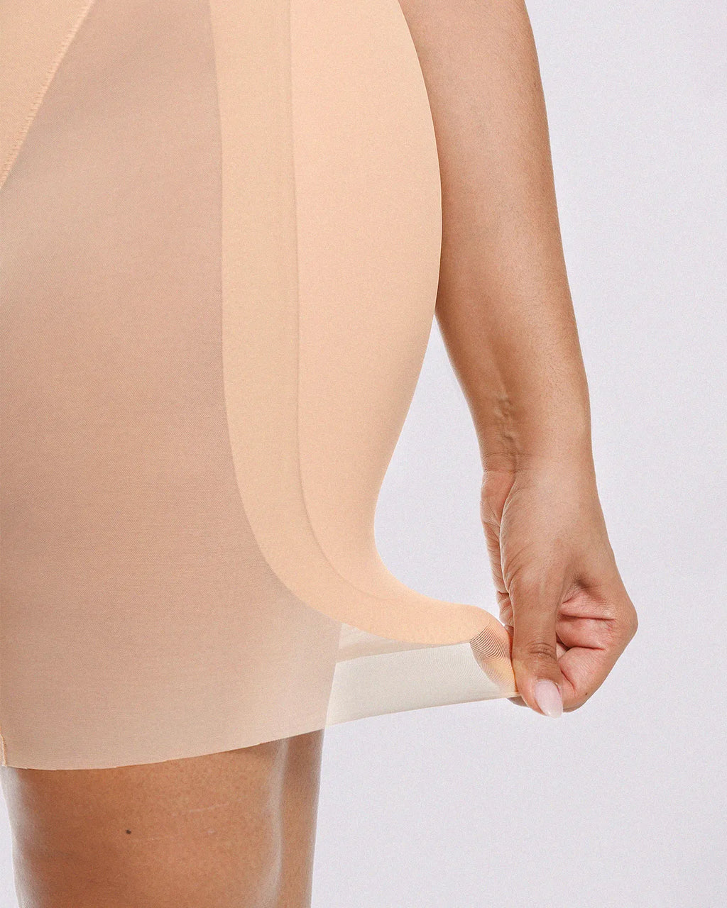 PureForm FlexMesh Shorts mit Hüft-Polstern — CoreFlex™