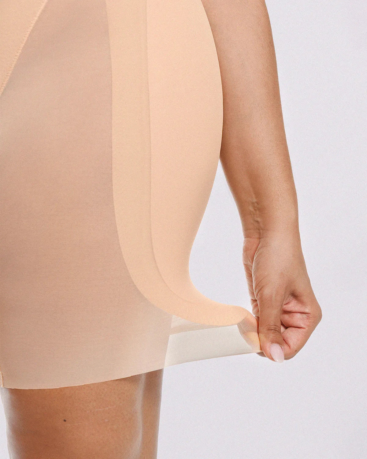 PureForm FlexMesh Shorts mit Hüft-Polstern — CoreFlex™