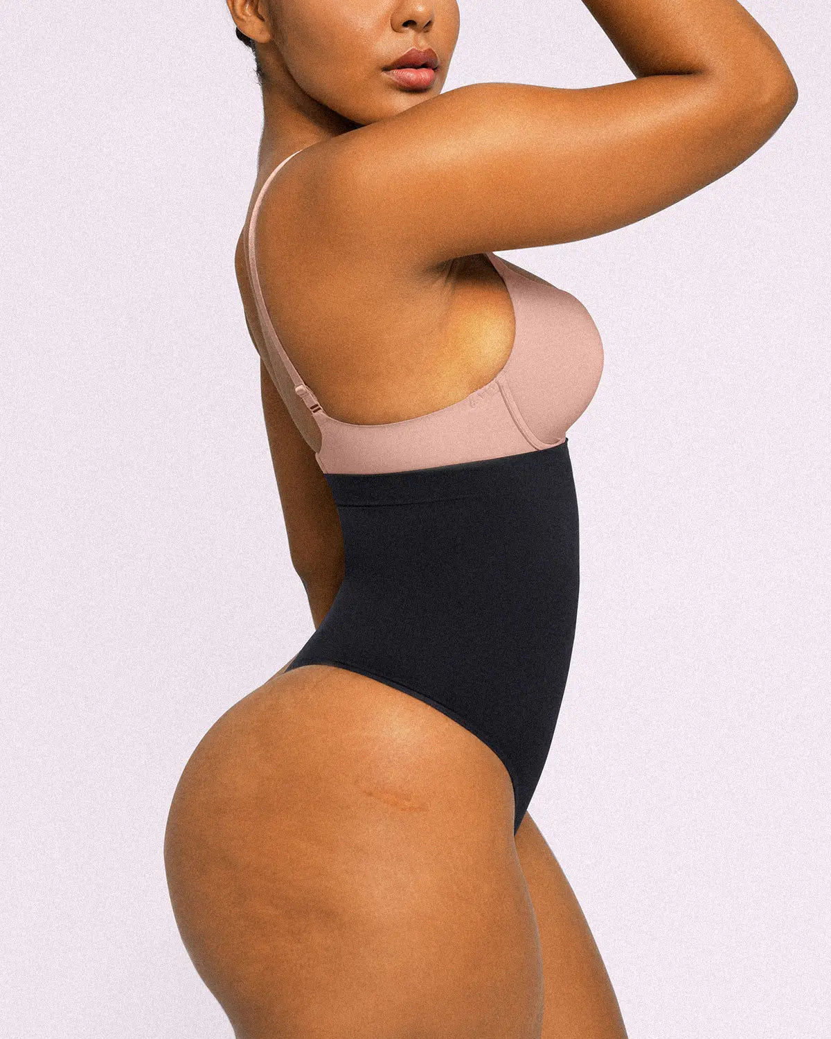 PureForm SkinGlide Eco Contour String, nahtlos — CoreFlex™