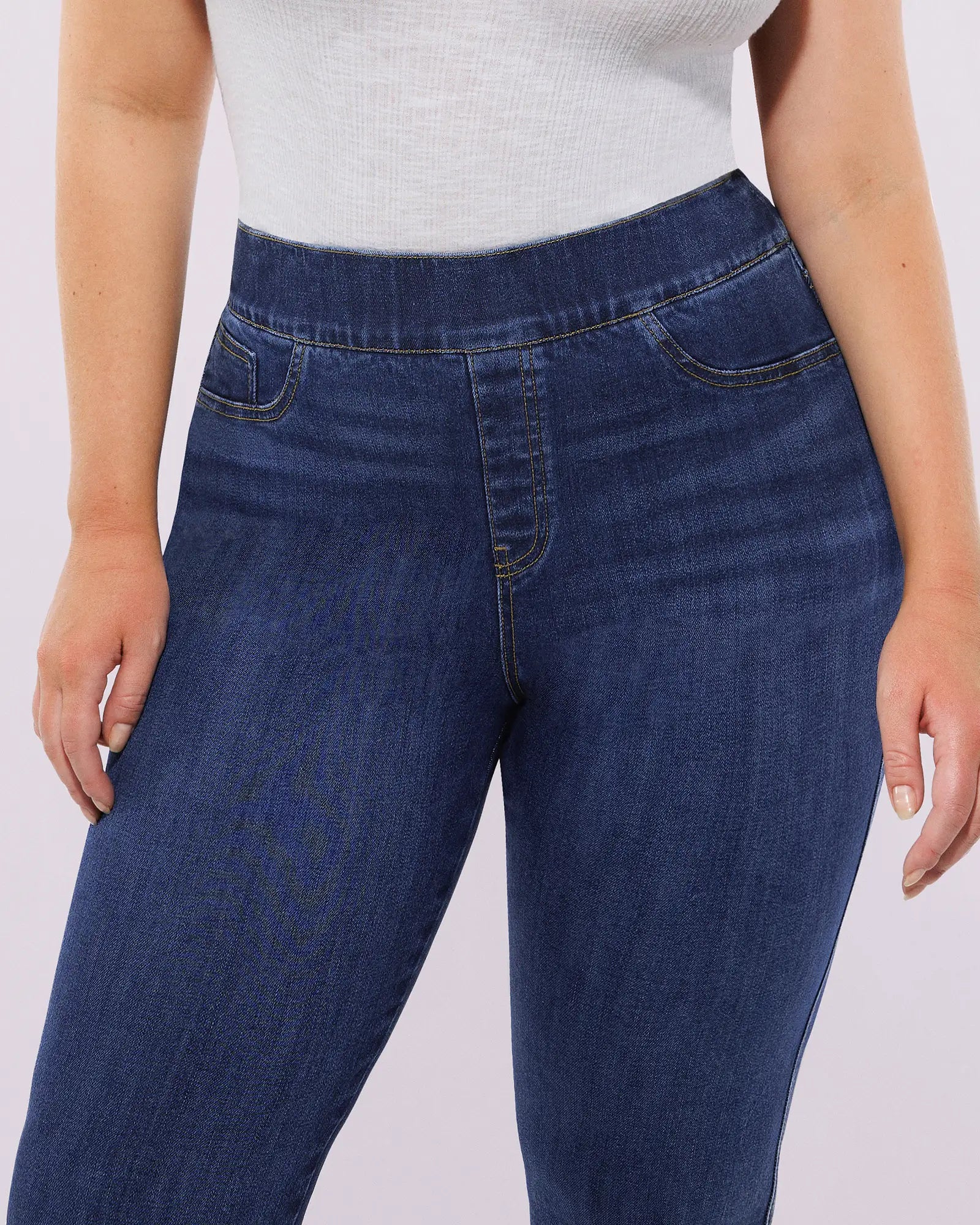 PureForm AeroSlim High-Waist-Skinny-Jeans mit Hüft-Polstern — AiroFlex™