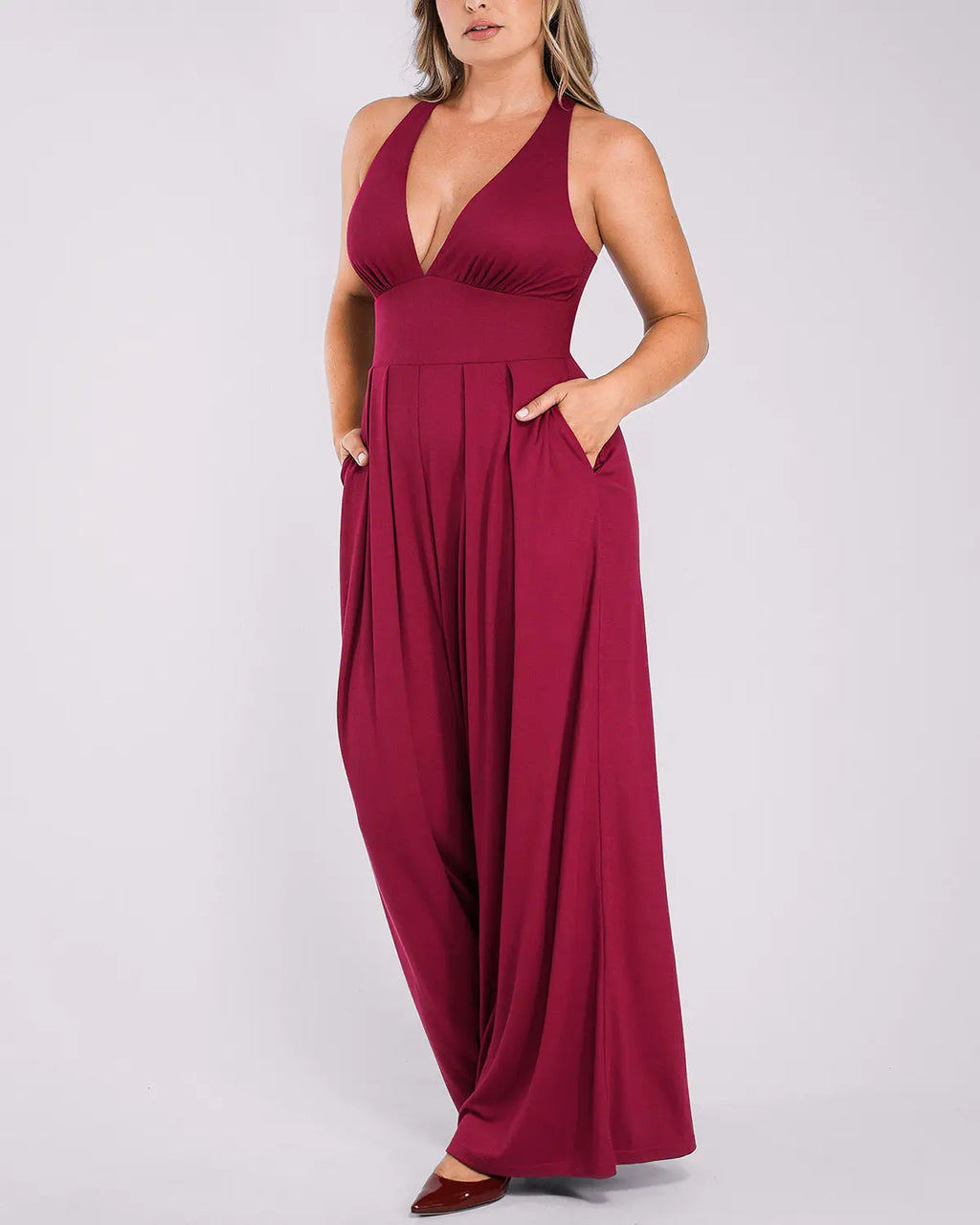 PureForm AeroSlim Jumpsuit mit tiefem Ausschnitt und integriertem Shaping — CoreFlex™