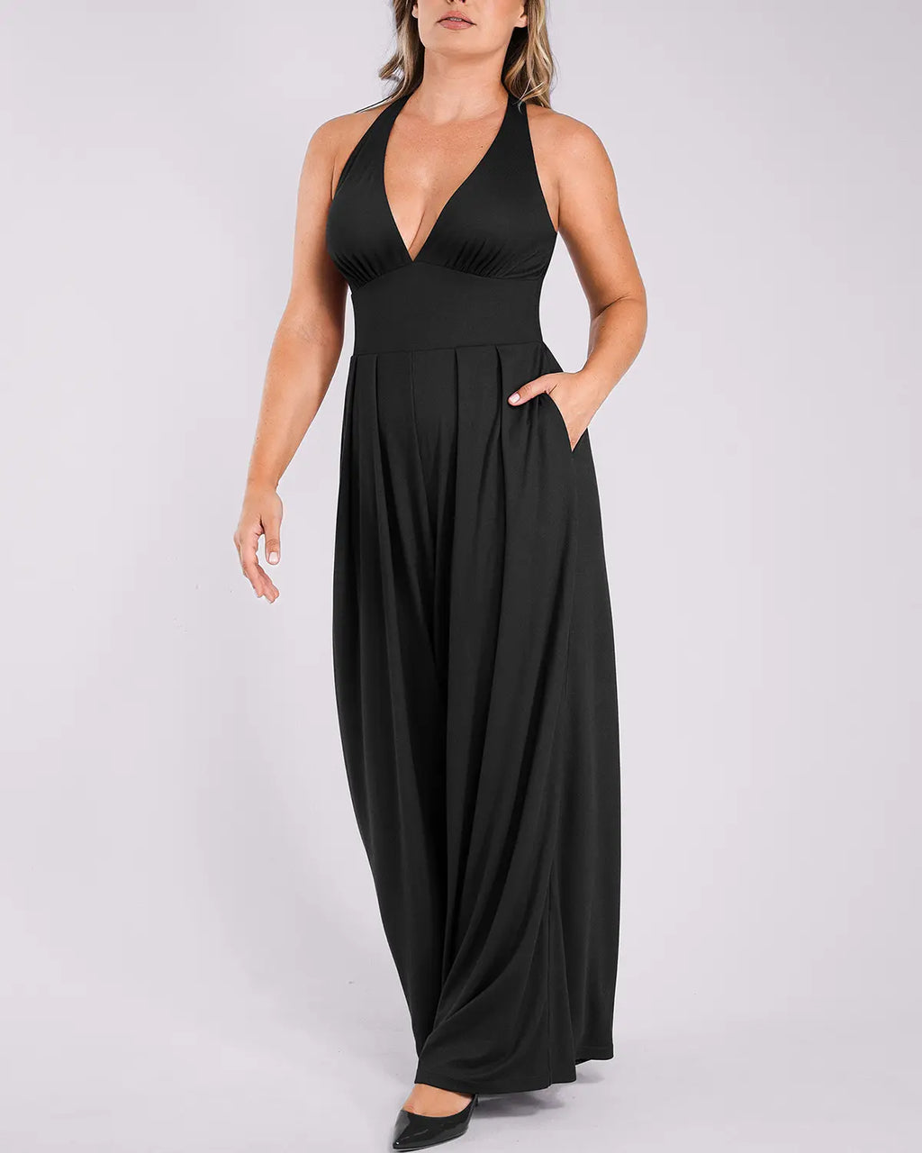 PureForm AeroSlim Jumpsuit mit tiefem Ausschnitt und integriertem Shaping — CoreFlex™