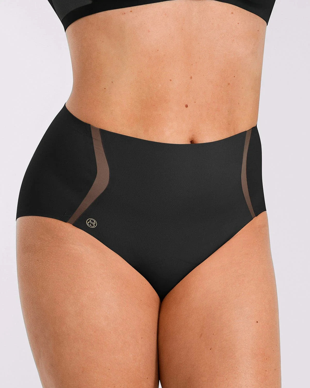 CurveCraft Contour Comfy Wygładzające figi — AiroFlex™