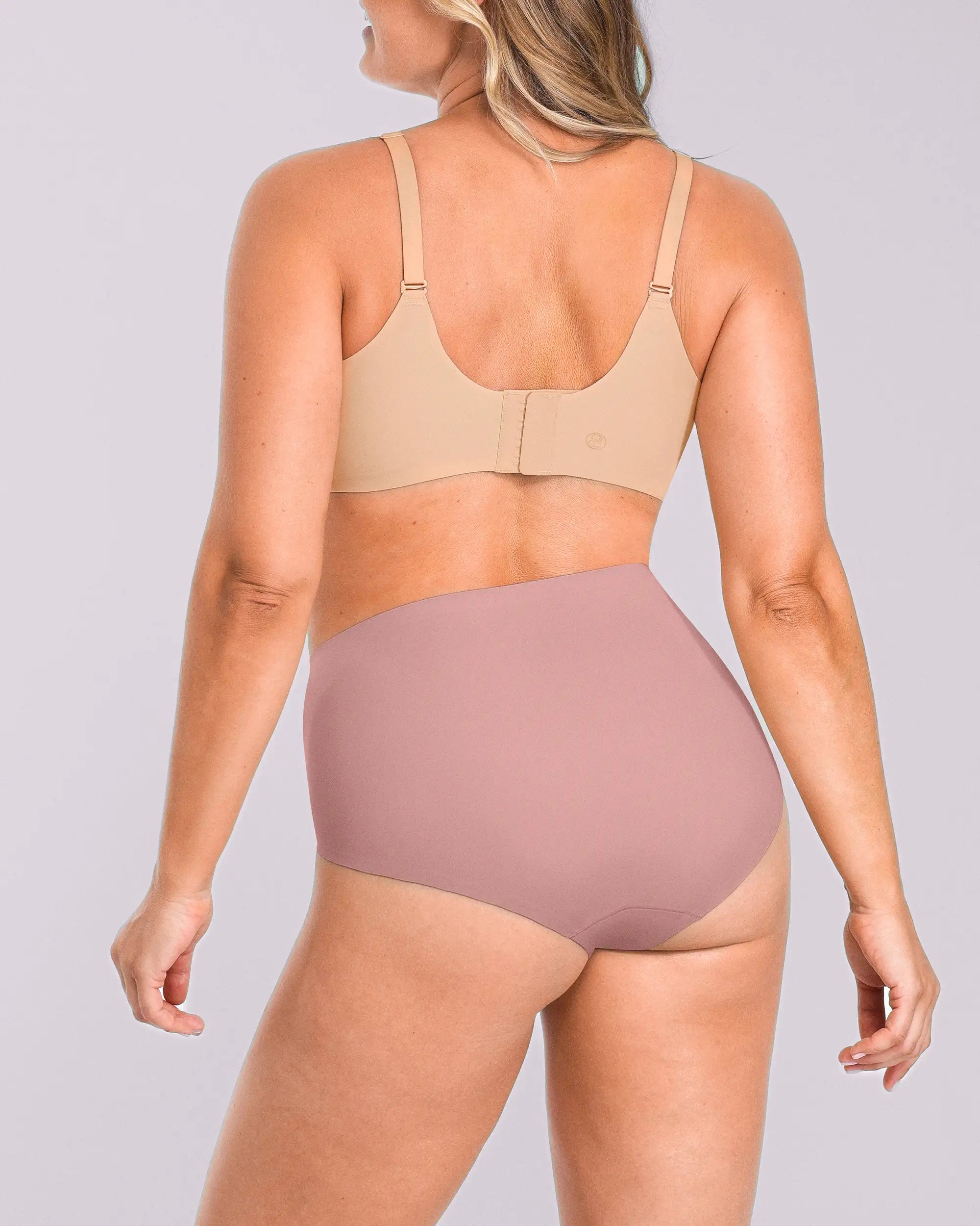CurveCraft Contour Comfy Glättender Slip — AiroFlex™