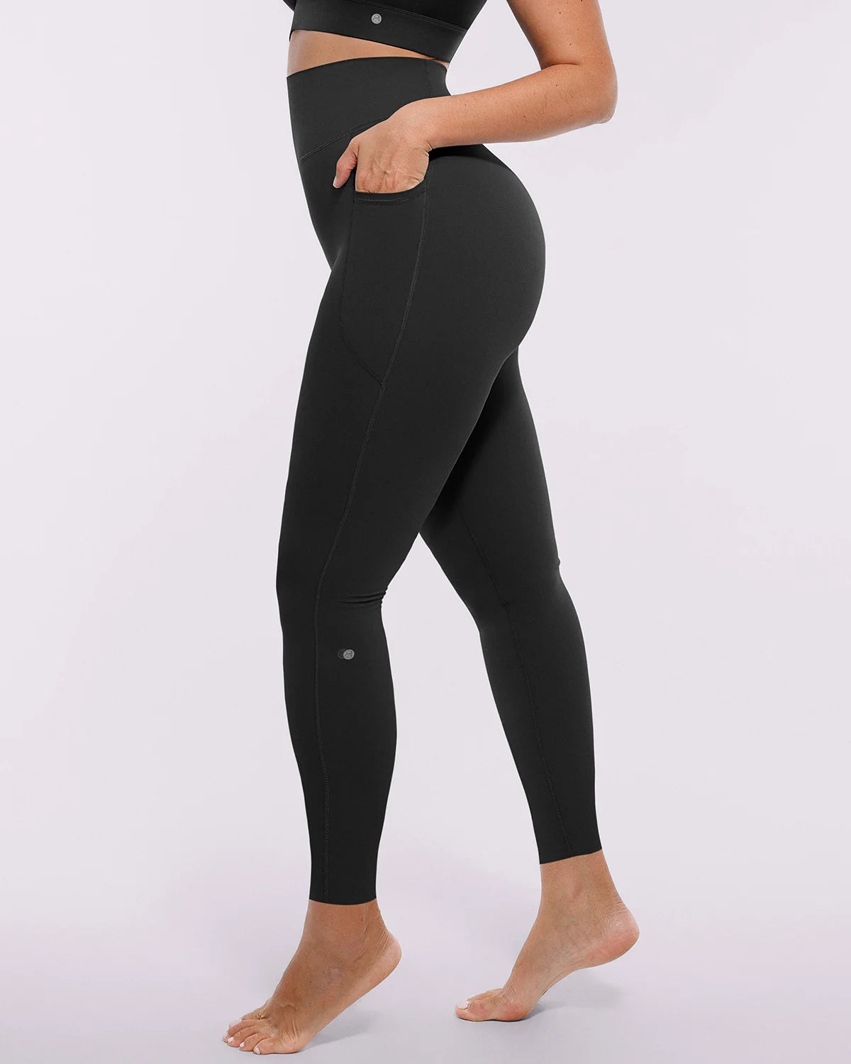 ThermaCinch AeroSlim Trainings-Leggings mit Taschen — AiroFlex™