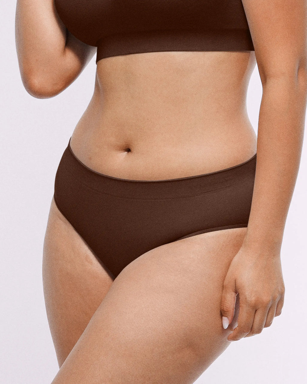 AquaEmbrace Pearl Renew Smoothing Brief — AiroFlex™